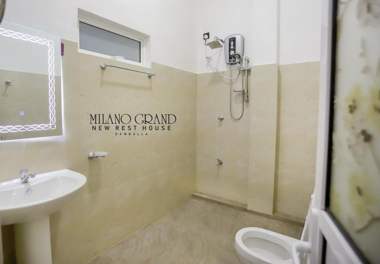 Milano Grand Hotell Dambulla Exteriör bild