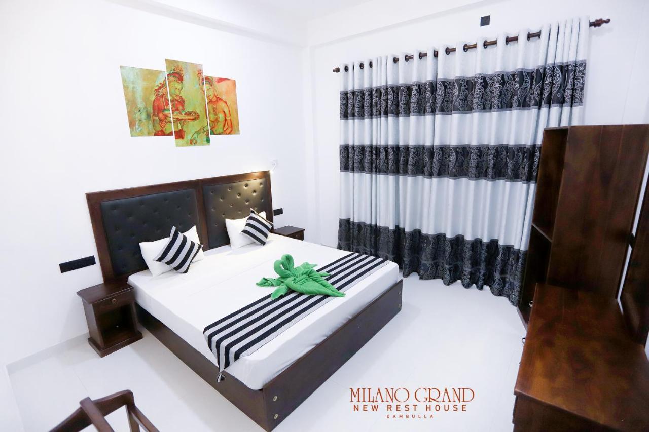 Milano Grand Hotell Dambulla Exteriör bild