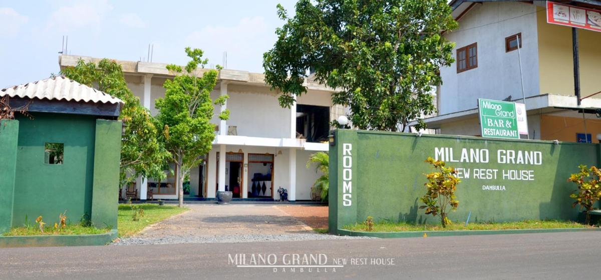 Milano Grand Hotell Dambulla Exteriör bild