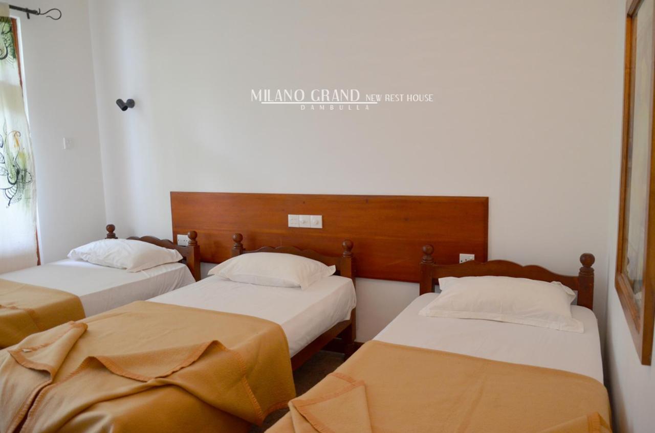 Milano Grand Hotell Dambulla Exteriör bild